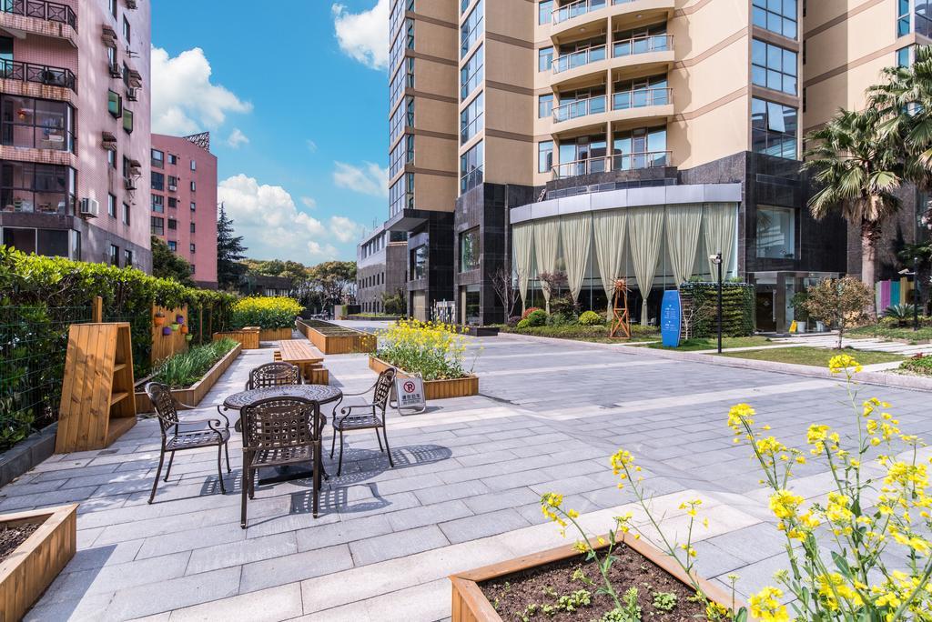 Green Court Residence Jinqiao Diamond Sanghaj Kültér fotó